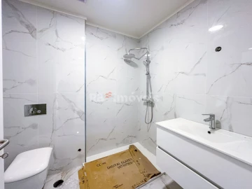 Apartamento T2 para Venda em Marvila, Ribeira Santarém, São Salvador, São Nicolau