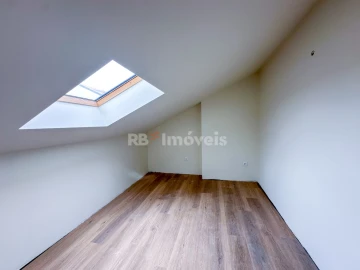 Apartamento T2 para Venda em Marvila, Ribeira Santarém, São Salvador, São Nicolau