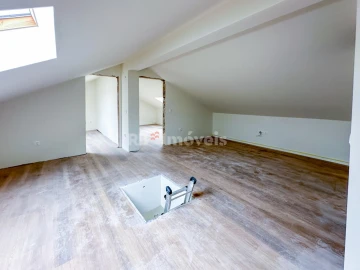 Apartamento T2 para Venda em Marvila, Ribeira Santarém, São Salvador, São Nicolau