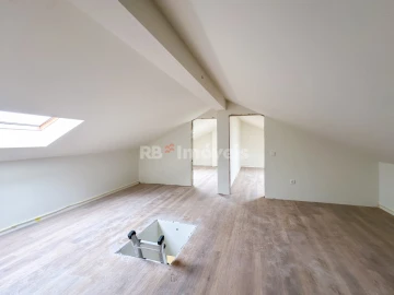 Apartamento T2 para Venda em Marvila, Ribeira Santarém, São Salvador, São Nicolau