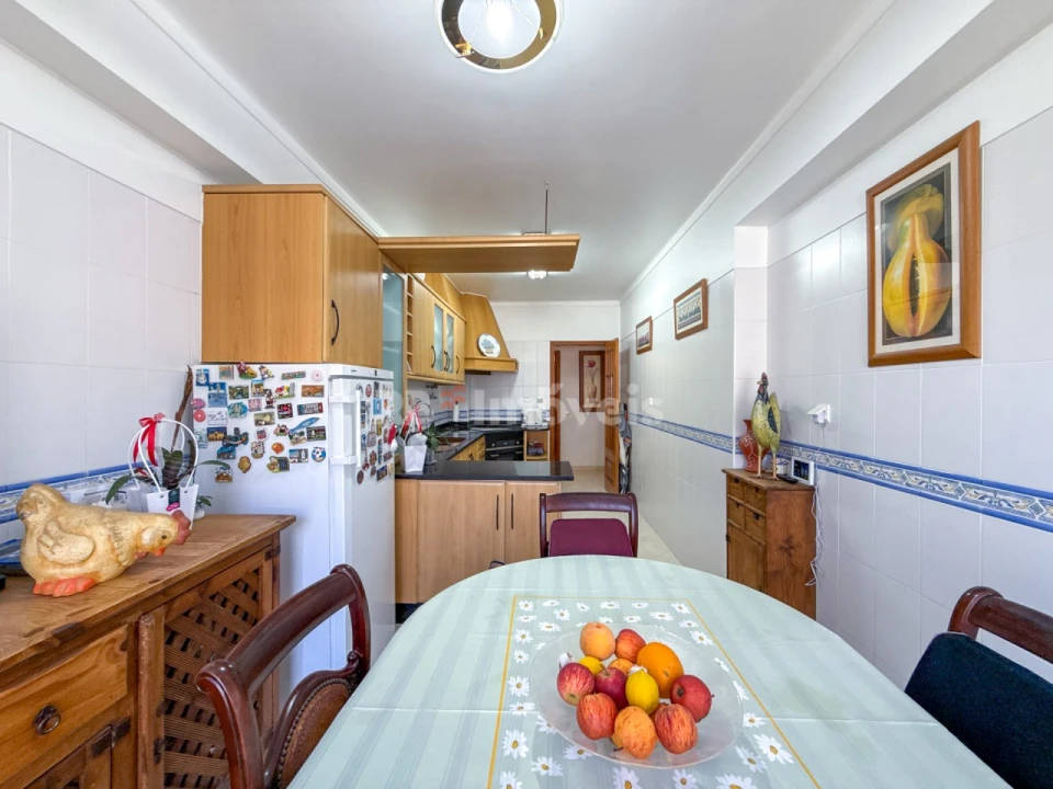 Apartamento T4 para Venda em São João Baptista Foto 5