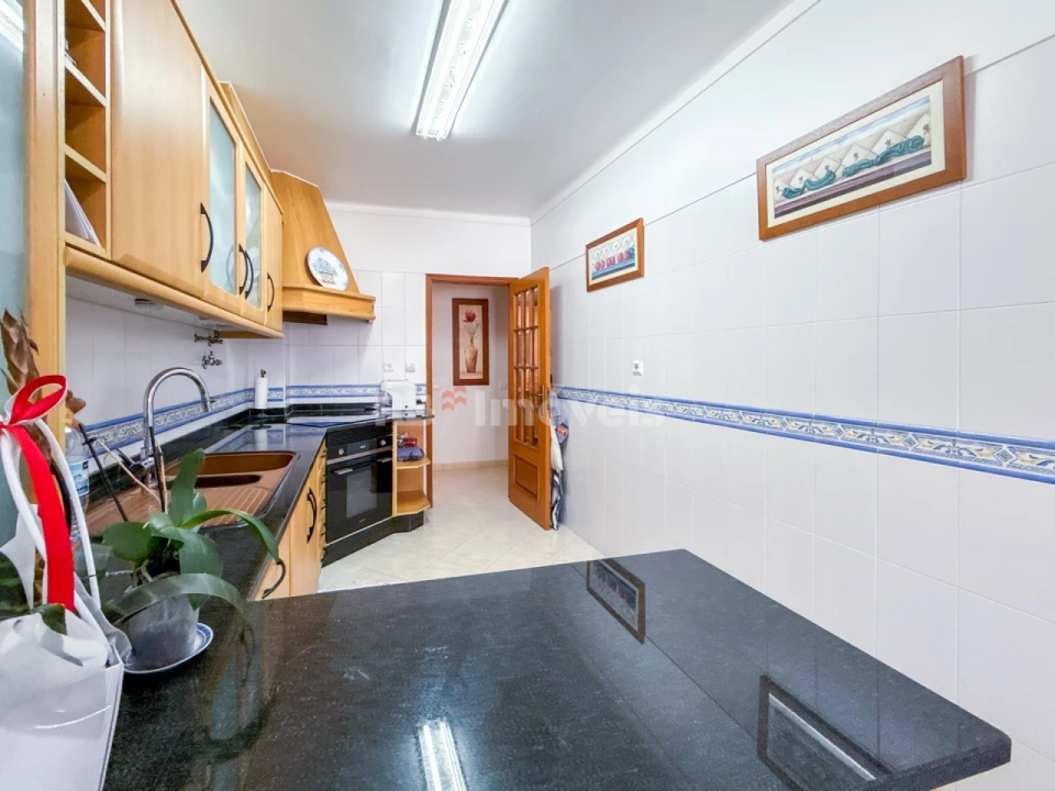 Apartamento T4 para Venda em São João Baptista Foto 6
