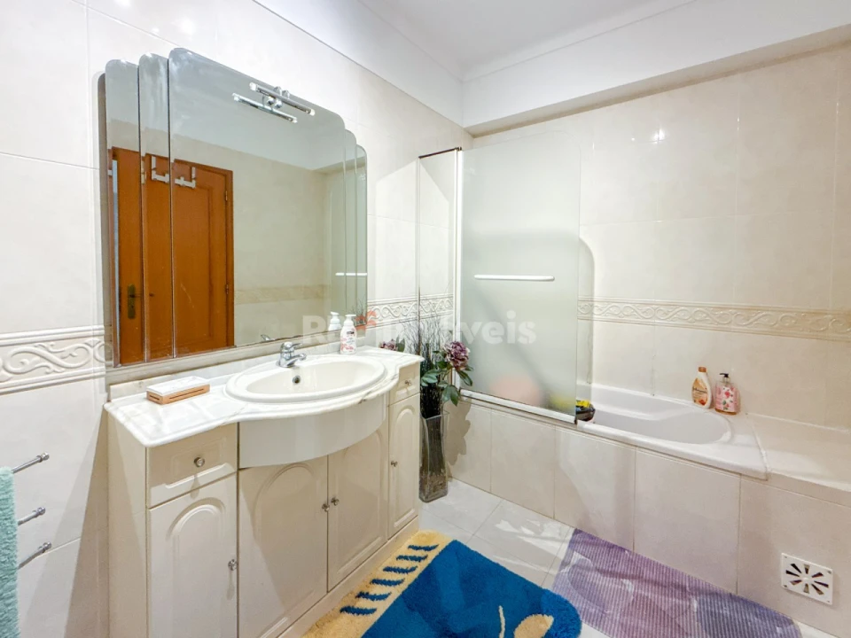 Apartamento T4 para Venda em São João Baptista Foto 10