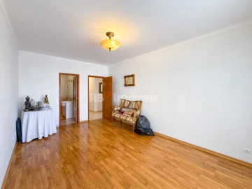 Apartamento T4 para Venda em São João Baptista