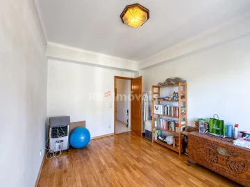 Apartamento T4 para Venda em São João Baptista