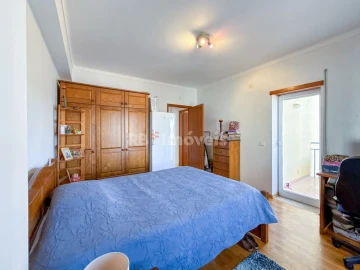 Apartamento T4 para Venda em São João Baptista