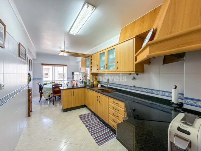 Apartamento T4 para Venda em São João Baptista Foto 4