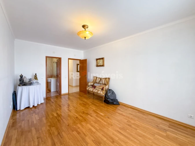 Apartamento T4 para Venda em São João Baptista Foto 27