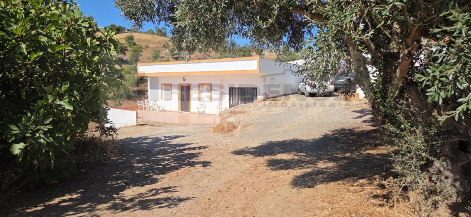 Quinta T3 para Venda em Silves Foto 3