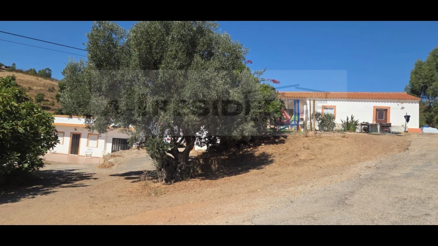 Quinta T3 para Venda em Silves