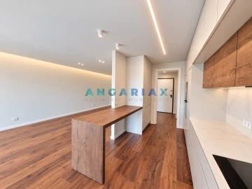 Apartamento T2 para Arrendamento em Marrazes e Barosa