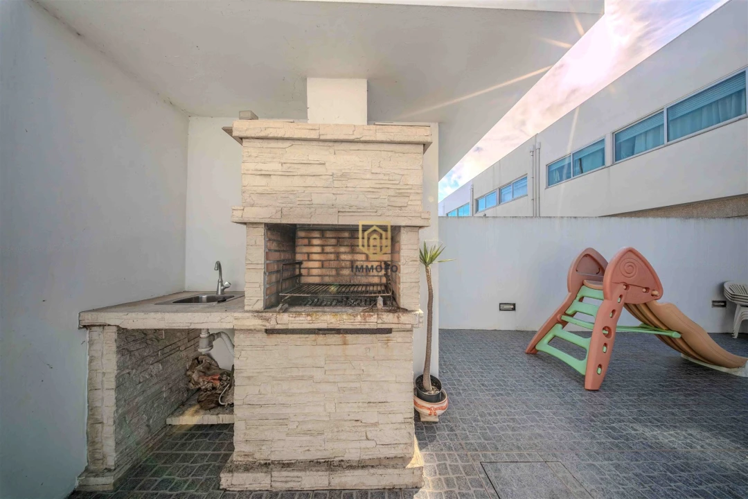 Moradia T3 para Arrendamento em Mindelo Foto 17