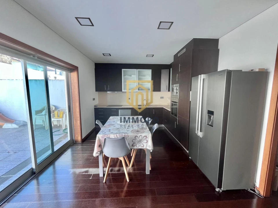 Moradia T3 para Arrendamento em Mindelo Foto 7