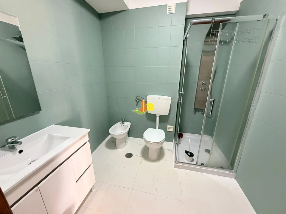 Apartamento T2 para Arrendamento em Buarcos Foto 11
