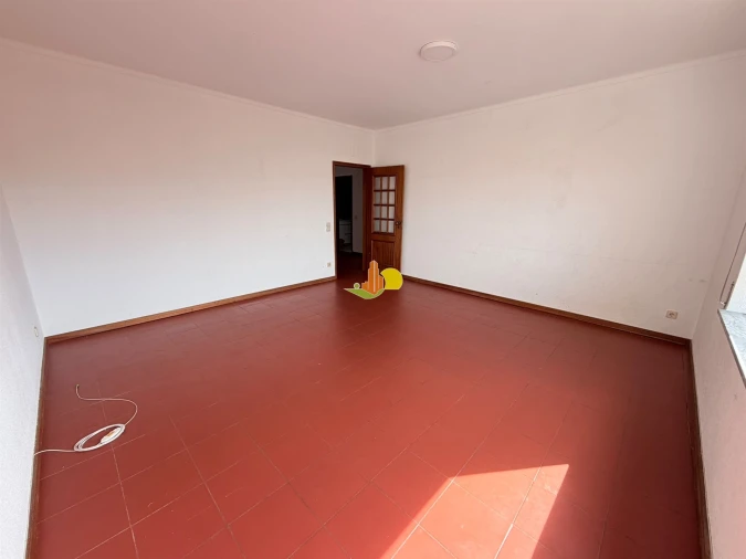 Apartamento T2 para Arrendamento em Buarcos Foto 9