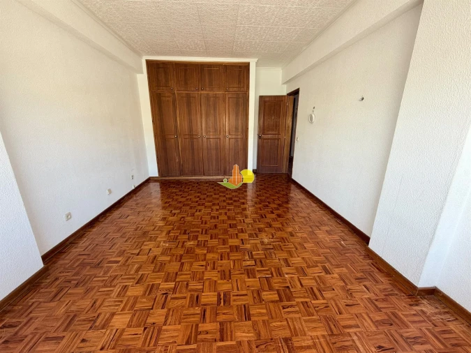 Apartamento T2 para Arrendamento em Buarcos Foto 18