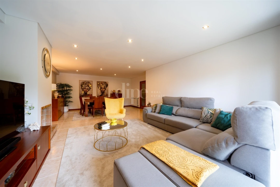 Apartamento T3 para Venda em Costa Foto 6