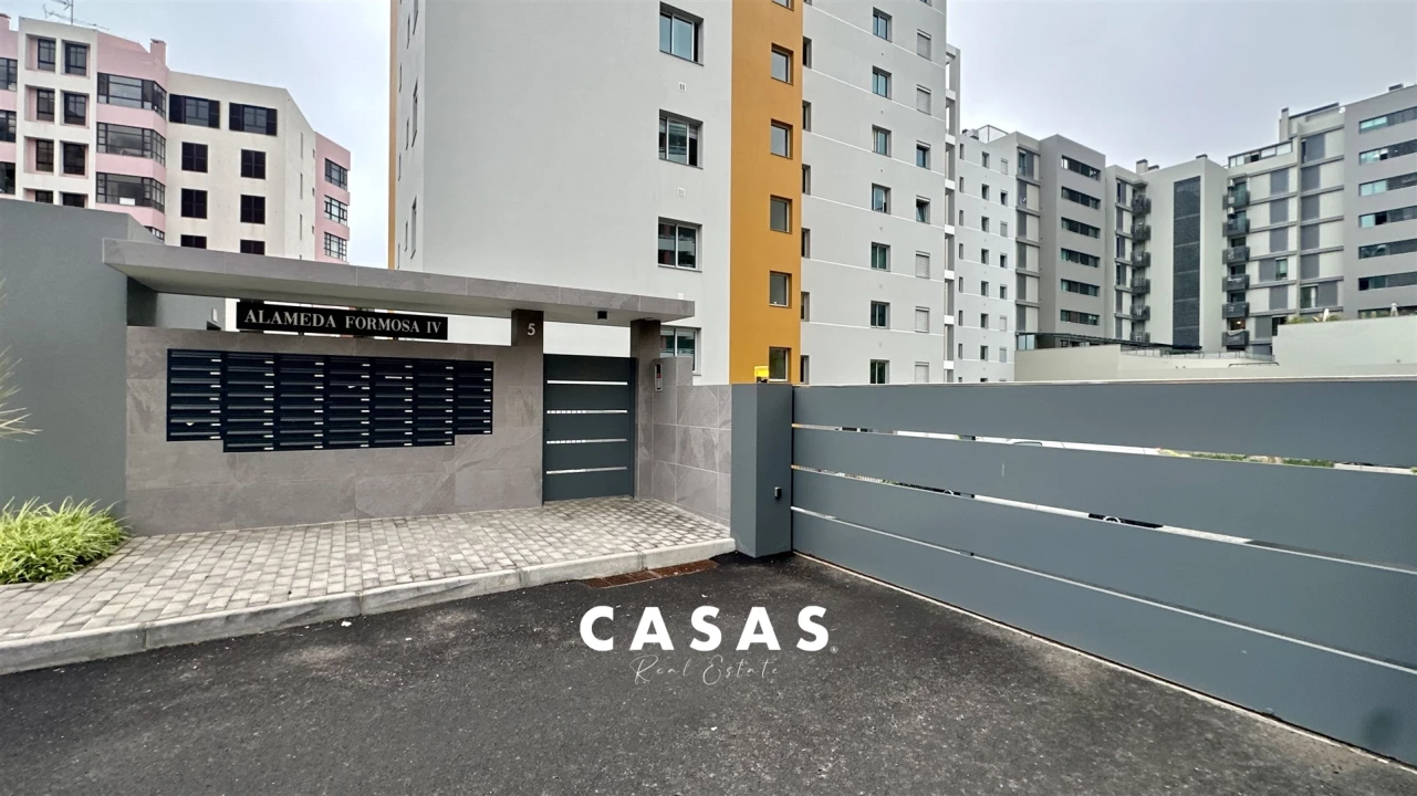 Apartamento T2 para Arrendamento em São Martinho Foto 36