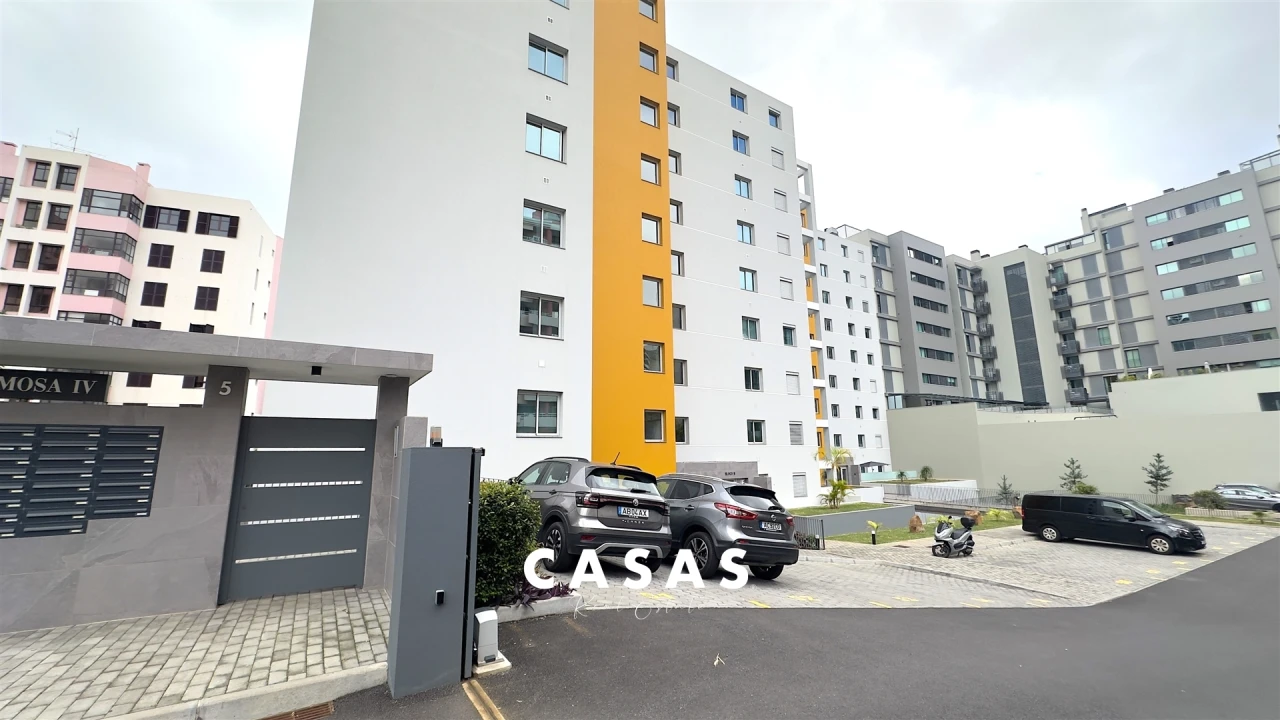 Apartamento T2 para Arrendamento em São Martinho Foto 37