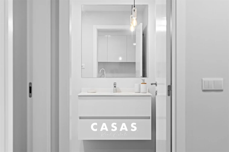 Apartamento T2 para Arrendamento em São Martinho Foto 15