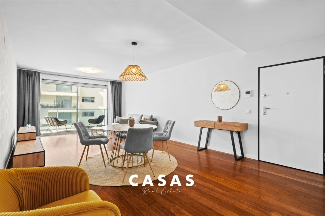 Apartamento T2 para Arrendamento em São Martinho Foto 9