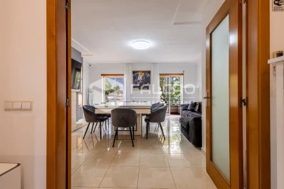 Apartamento T3 para Venda em Marvila, Ribeira Santarém, São Salvador, São Nicolau