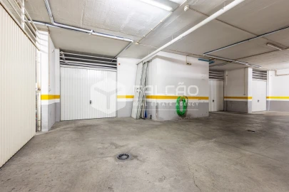Apartamento T3 para Venda em Marvila, Ribeira Santarém, São Salvador, São Nicolau