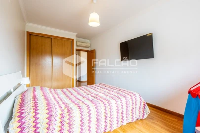 Apartamento T3 para Venda em Marvila, Ribeira Santarém, São Salvador, São Nicolau