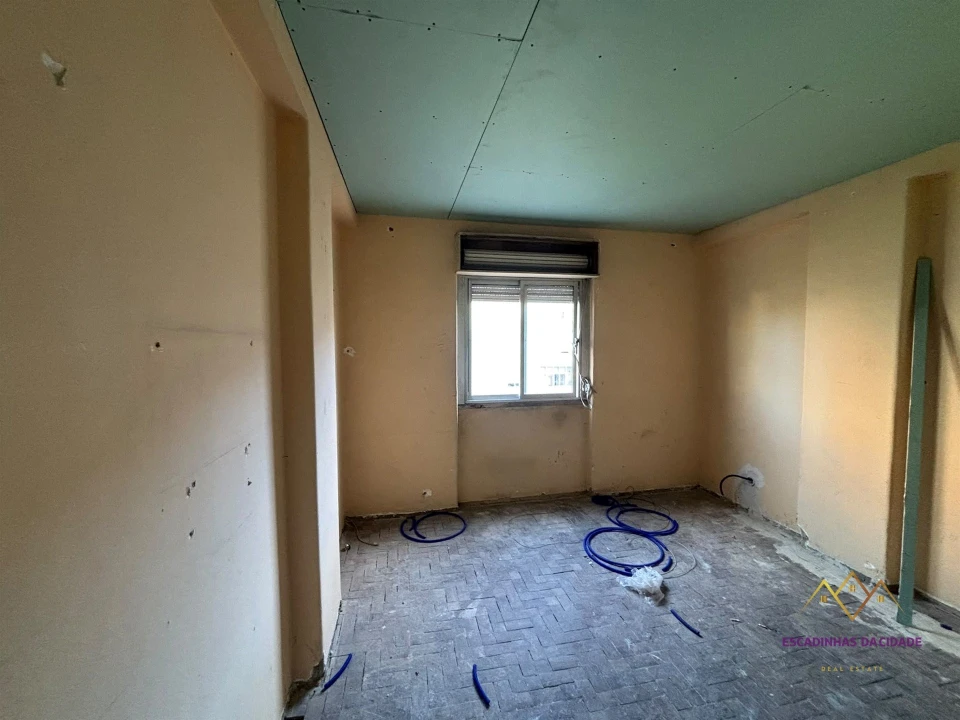 Apartamento T3 para Venda em Odivelas Foto 9