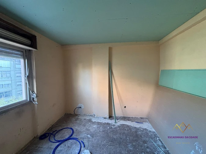 Apartamento T3 para Venda em Odivelas Foto 5