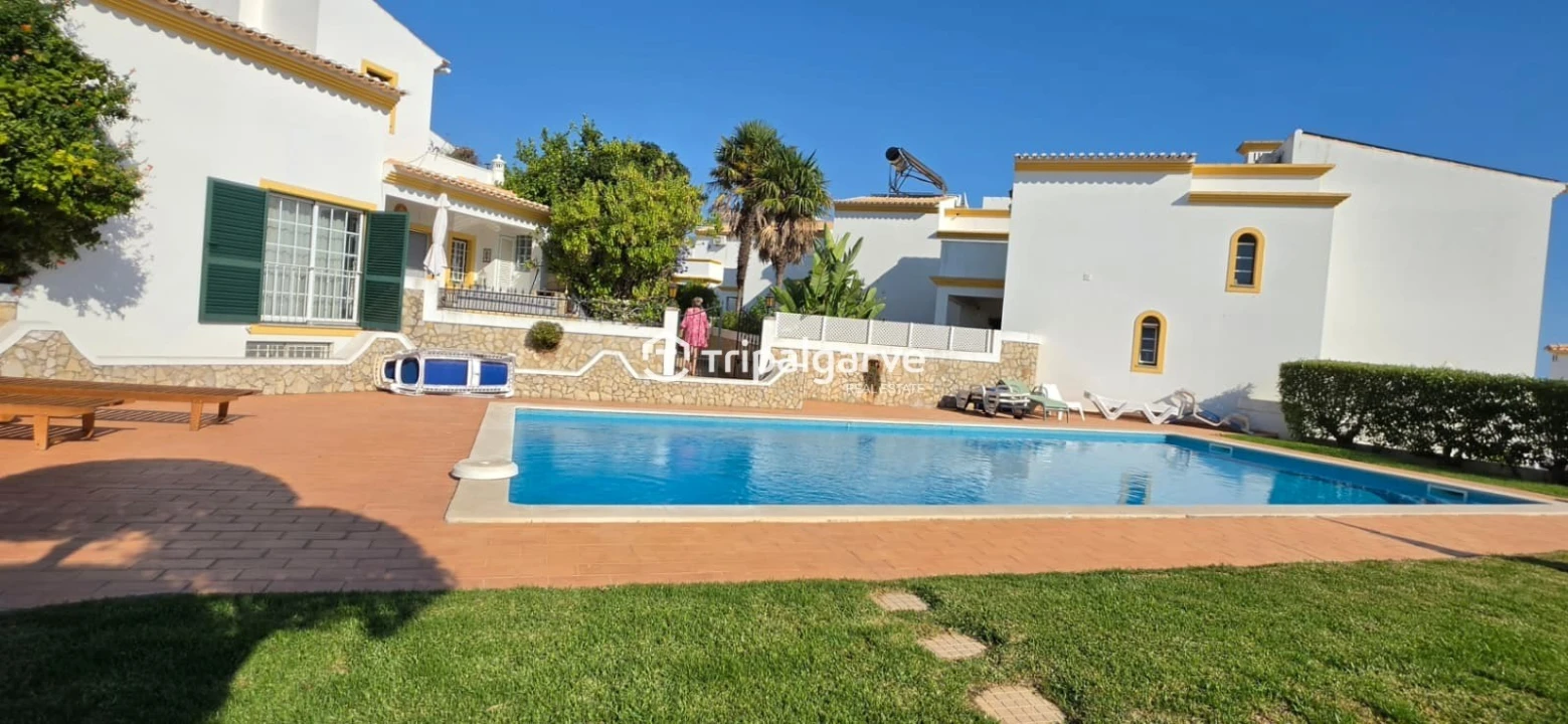 Moradia T2 para Venda em Albufeira e Olhos de Água Foto 30