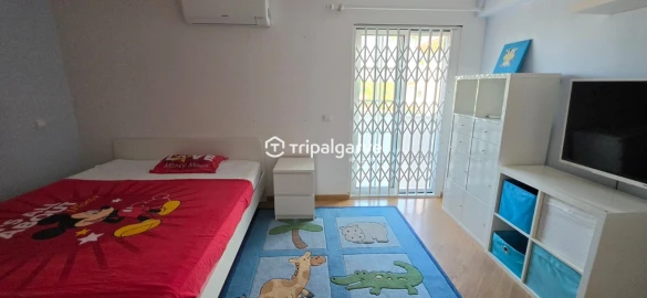 Moradia T2 para Venda em Albufeira e Olhos de Água