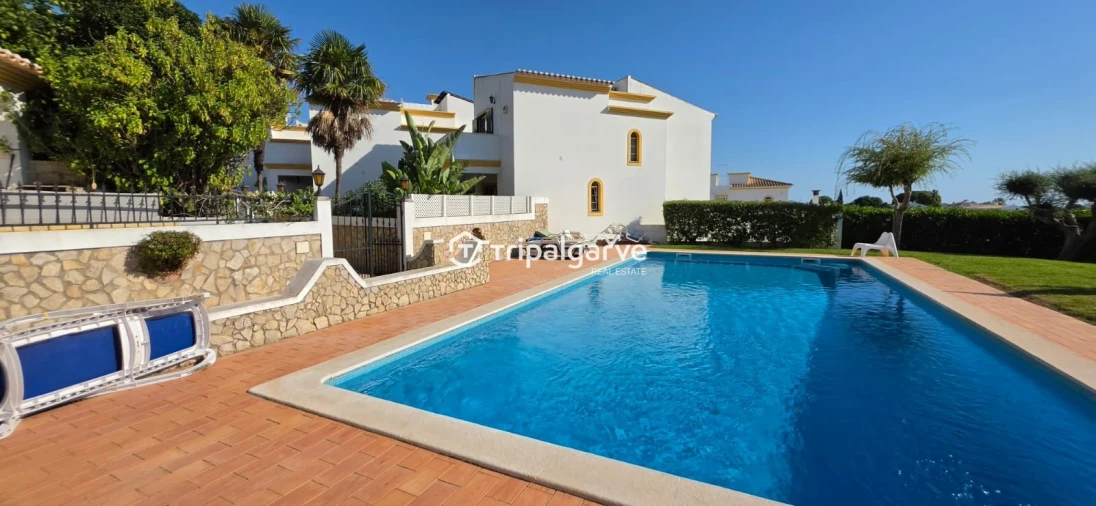Moradia T2 para Venda em Albufeira e Olhos de Água Foto 29