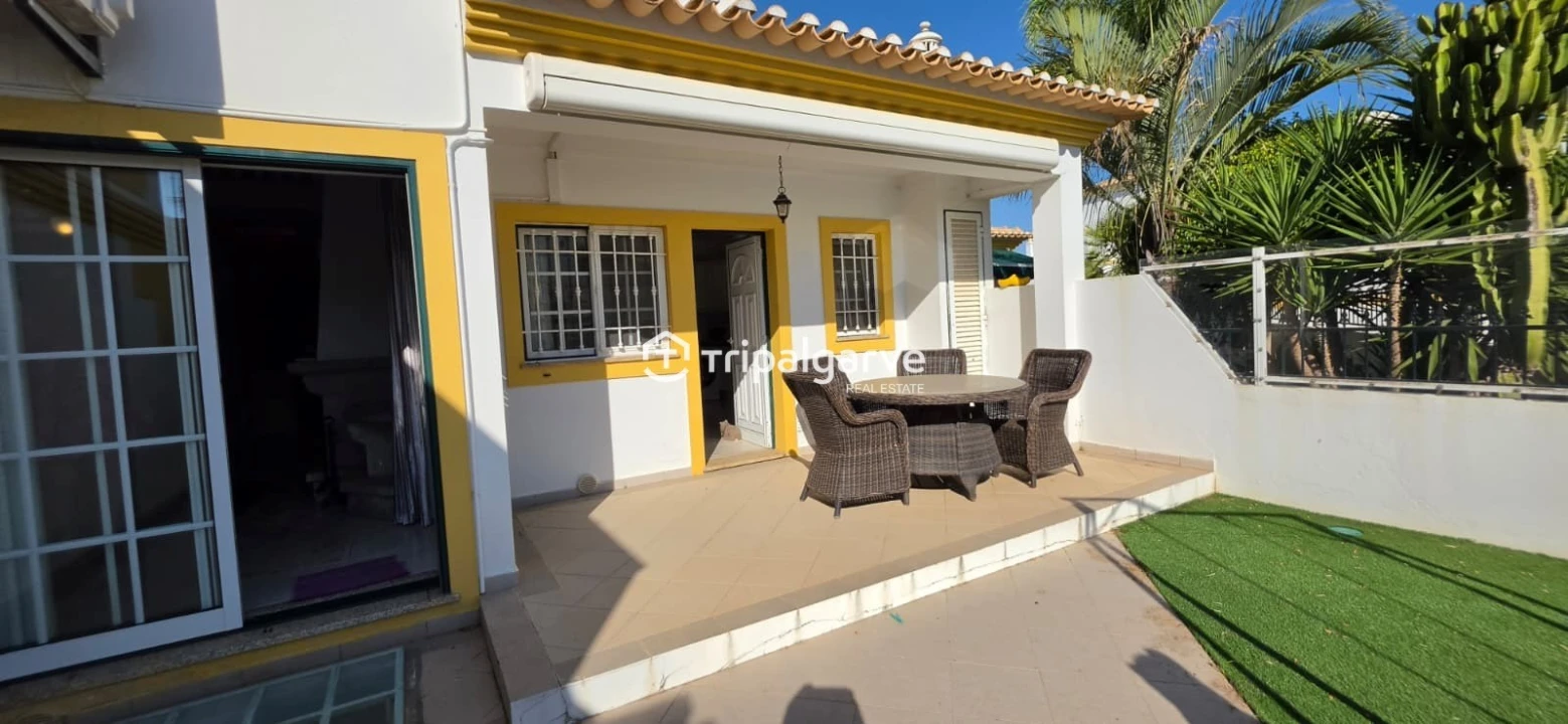 Moradia T2 para Venda em Albufeira e Olhos de Água Foto 8