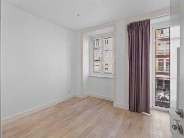 Apartamento T2 para Arrendamento em Penha de França