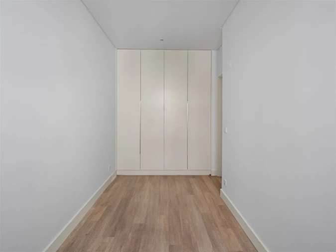 Apartamento T2 para Arrendamento em Penha de França Foto 11