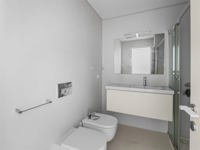 Apartamento T2 para Arrendamento em Penha de França Foto 13