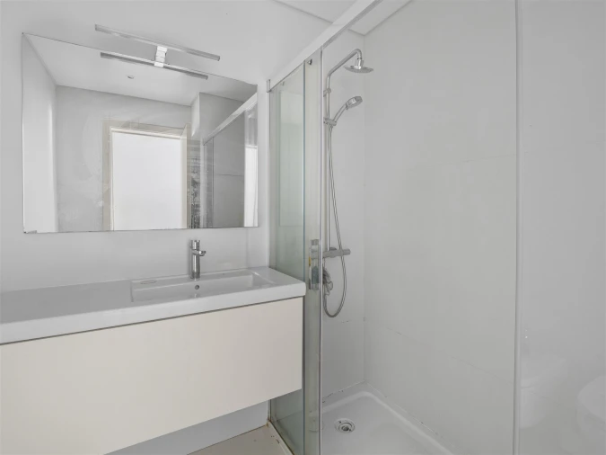 Apartamento T2 para Arrendamento em Penha de França Foto 12