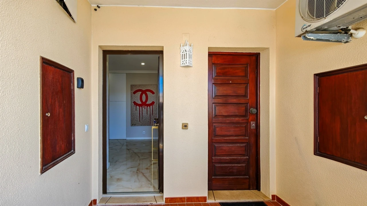 Apartamento T1 para Venda em Albufeira e Olhos de Água Foto 6