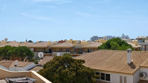 Apartamento T1 para Venda em Albufeira e Olhos de Água
