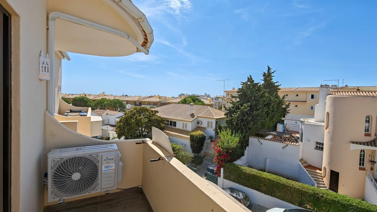 Apartamento T1 para Venda em Albufeira e Olhos de Água Foto 5