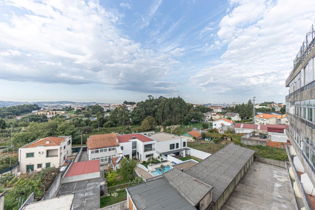 Apartamento T3 para Arrendamento em Gondomar (São Cosme), Valbom e Jovim Foto 15