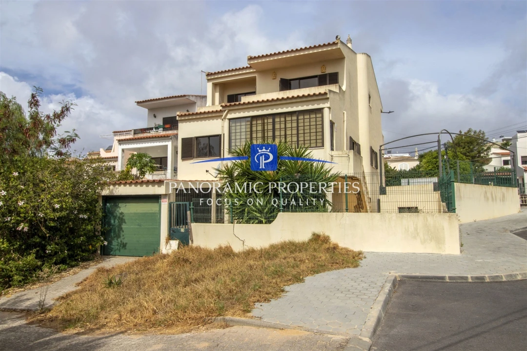 Moradia T4 para Venda em Portimão Foto 43