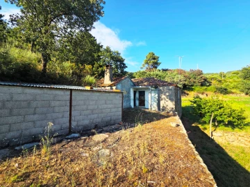 Moradia T3 para Venda em Mondim da Beira