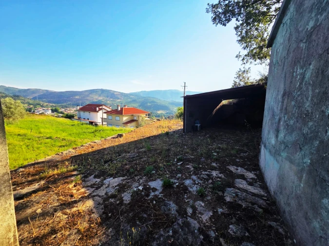 Moradia T3 para Venda em Mondim da Beira Foto 3