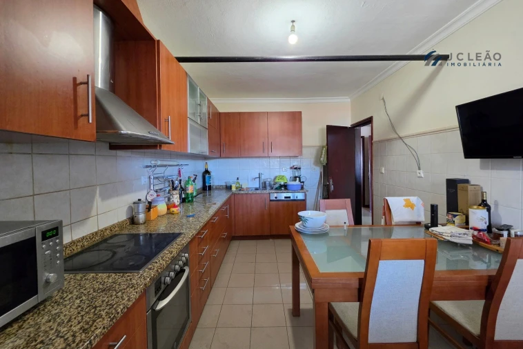 Prédio para Venda em Torre de Moncorvo Foto 33