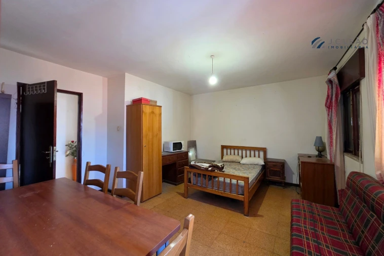 Prédio para Venda em Torre de Moncorvo Foto 4