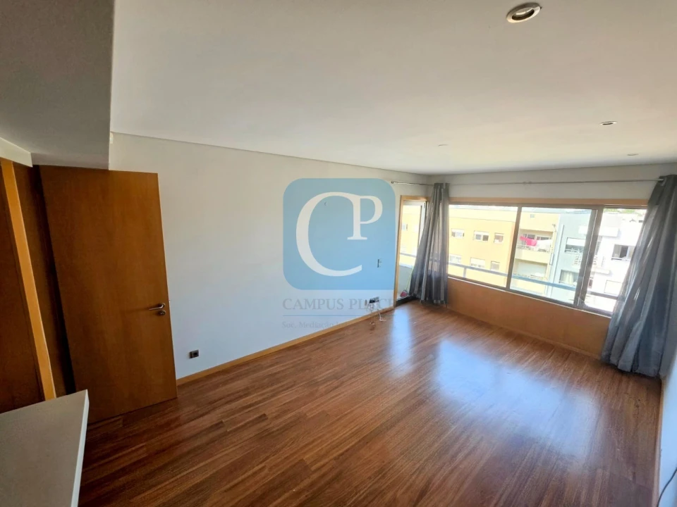 Apartamento T2 para Arrendamento em São Mamede de Infesta e Senhora da Hora Foto 2