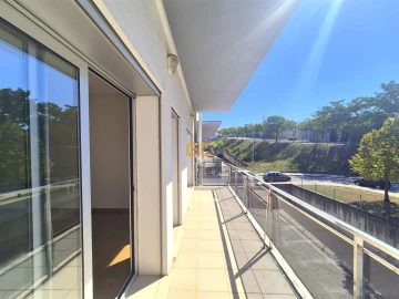 Apartamento T2 para Venda em Santo Antonio dos Olivais