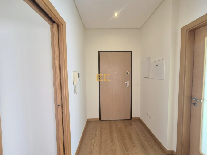 Apartamento T2 para Venda em Santo Antonio dos Olivais Foto 6